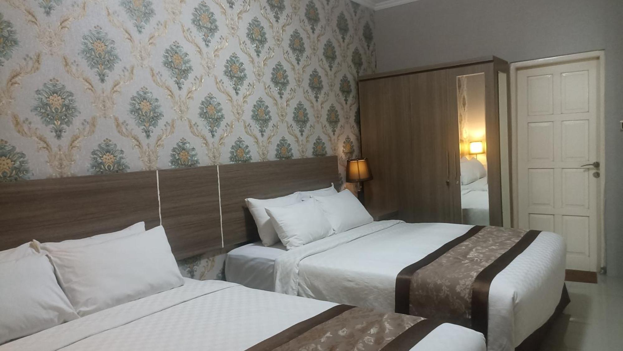 Safa Homestay Джок'якарта Екстер'єр фото