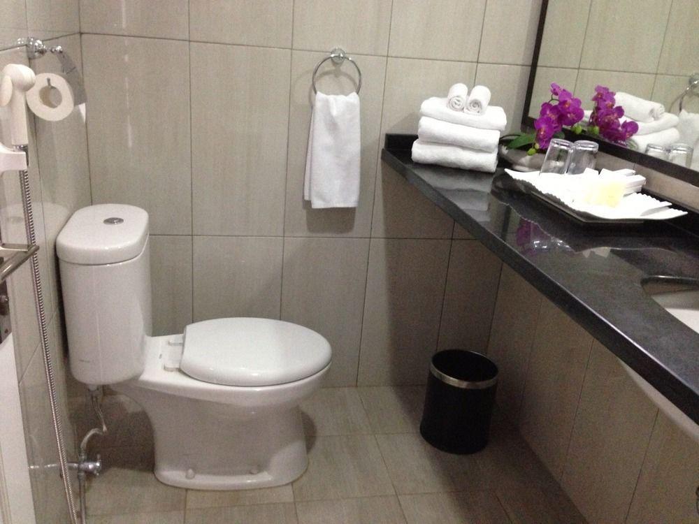 Safa Homestay Джок'якарта Екстер'єр фото